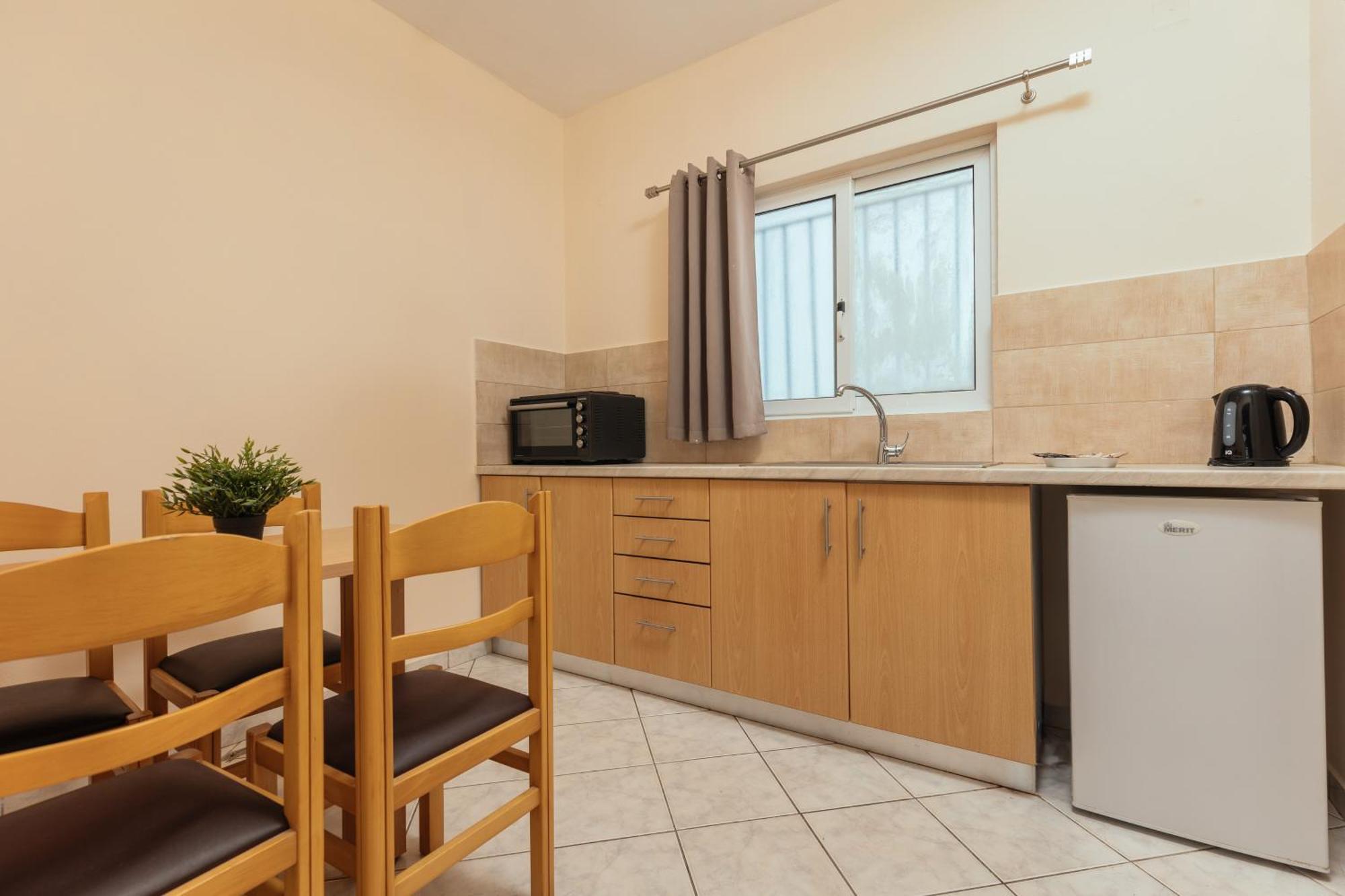Yakinthos Hotel Laganás Eksteriør bilde
